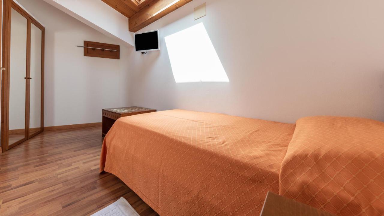 Hotel Escorial Cervia Dış mekan fotoğraf