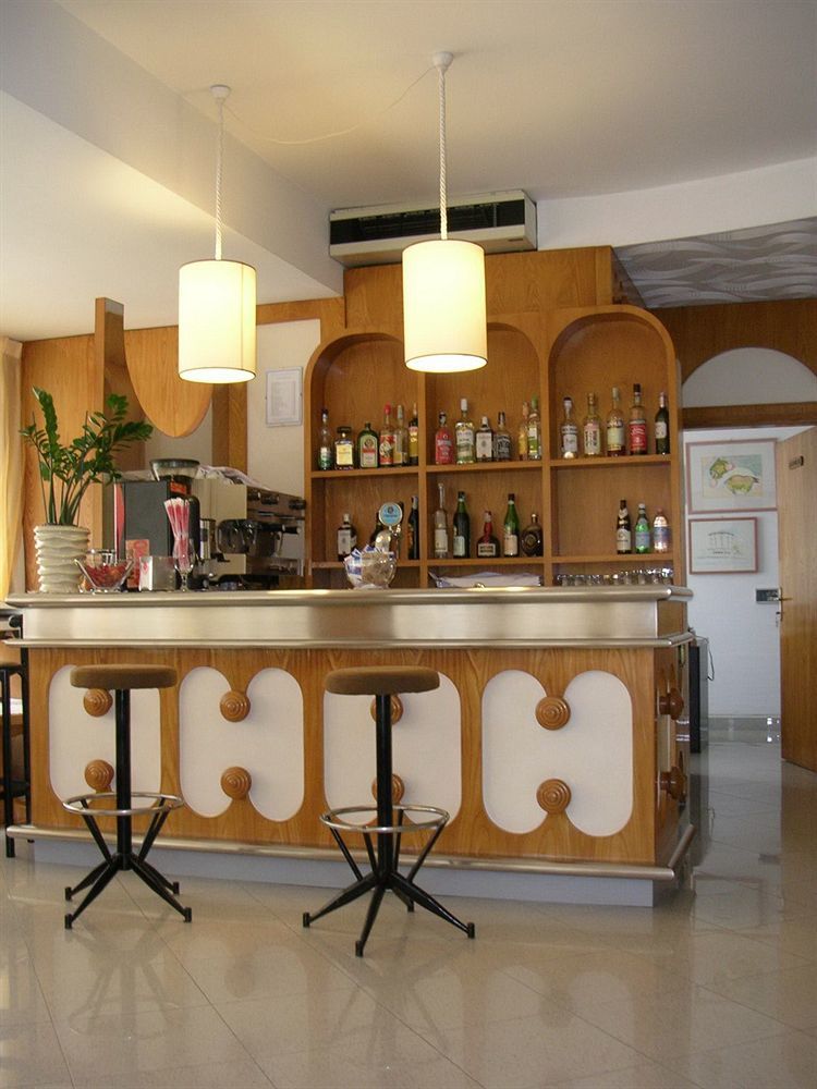 Hotel Escorial Cervia Dış mekan fotoğraf